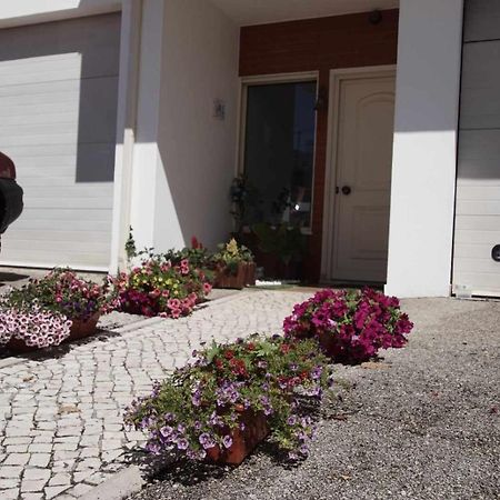 Quartos Confortaveis Em Casa Proximo Ao Mosteiro Batalha Exterior photo